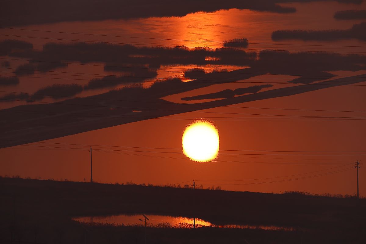 《黄河落日》赏析
