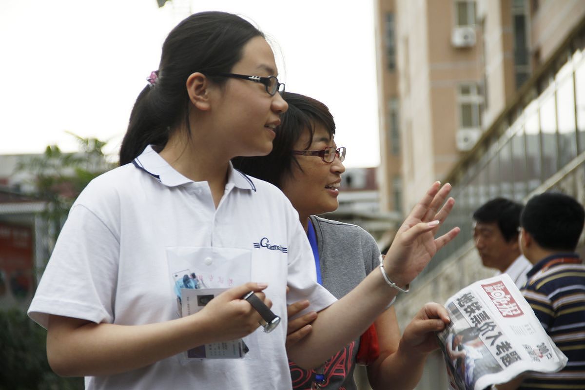 中学生家长进校感受：熟悉而陌生的校园之旅