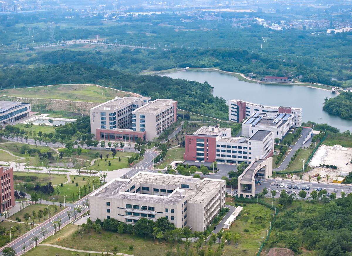 赣州应用技术职业学校是公办的吗好不好