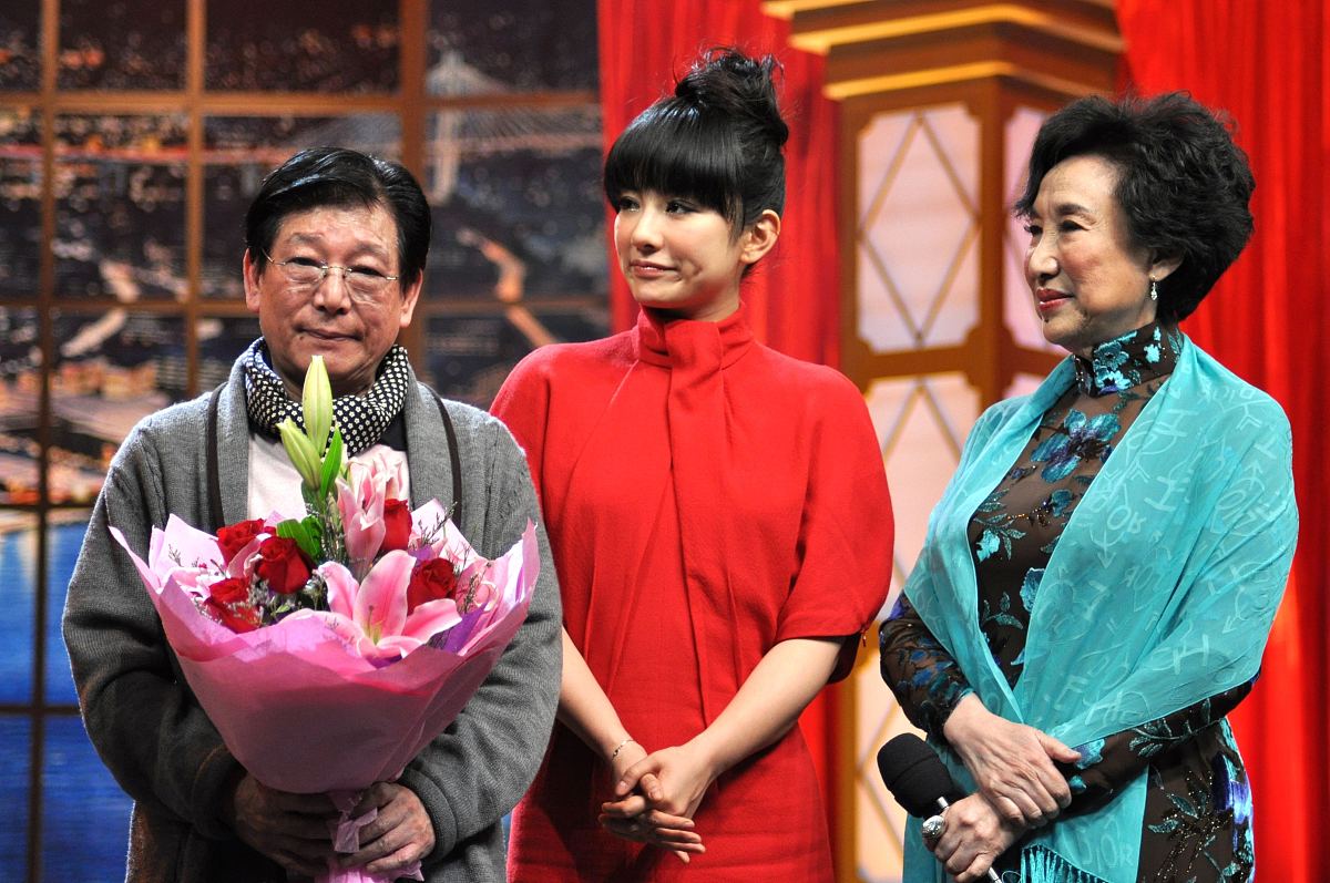 歌手李猛一家子是谁 回答加拓展