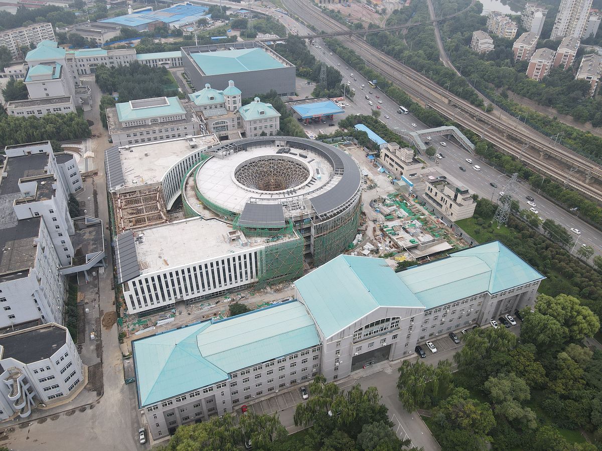 沈阳大学是公办还是民办学校？