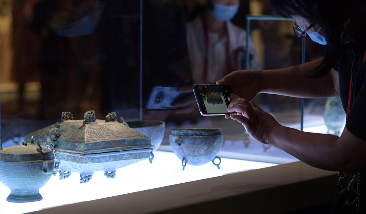 辩证否定观视角：如何正确对待中国传统文化和外来文化？