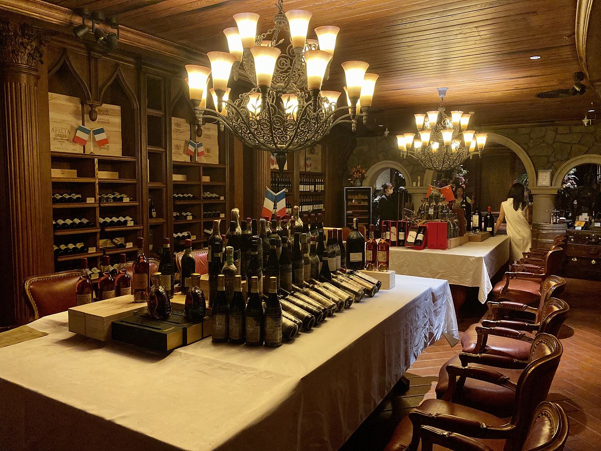 会所酒类：高端酒水选择，满足您的品味需求