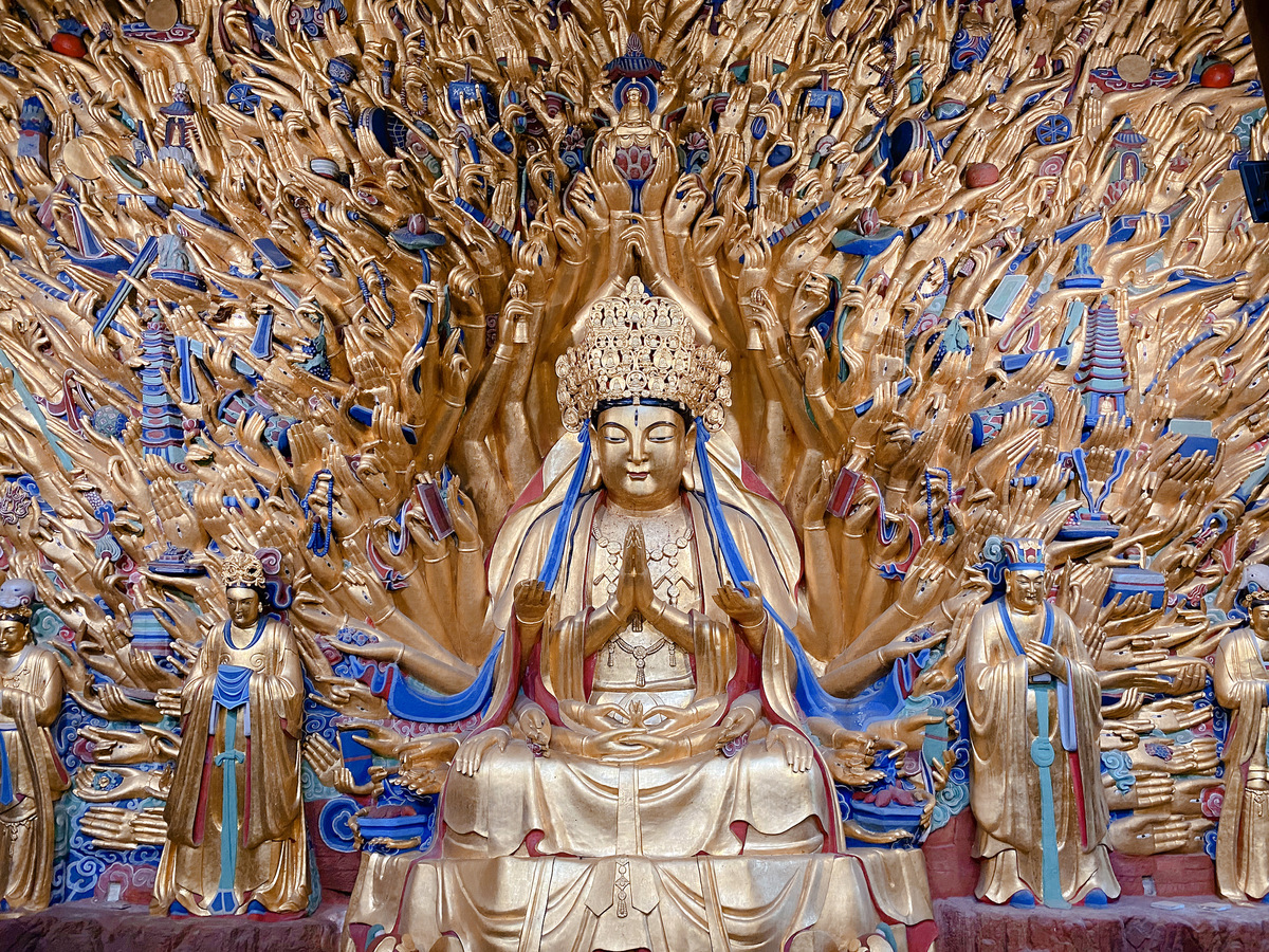 观世音菩萨：慈悲与智慧的化身