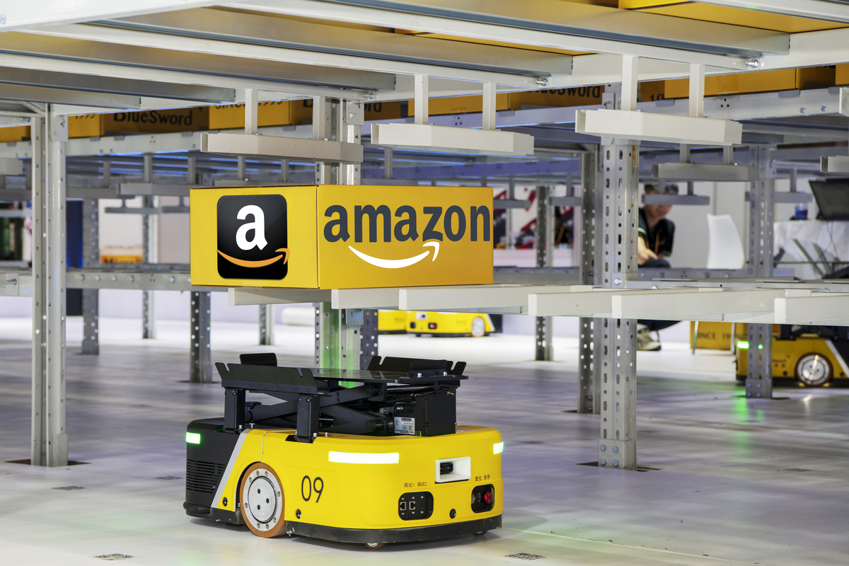 无人搬运智能物流设备：现状、挑战与未来发展趋势