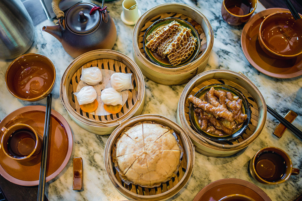 广州湖畔粤菜餐厅探店：沉浸式味蕾之旅，心灵的休憩港湾