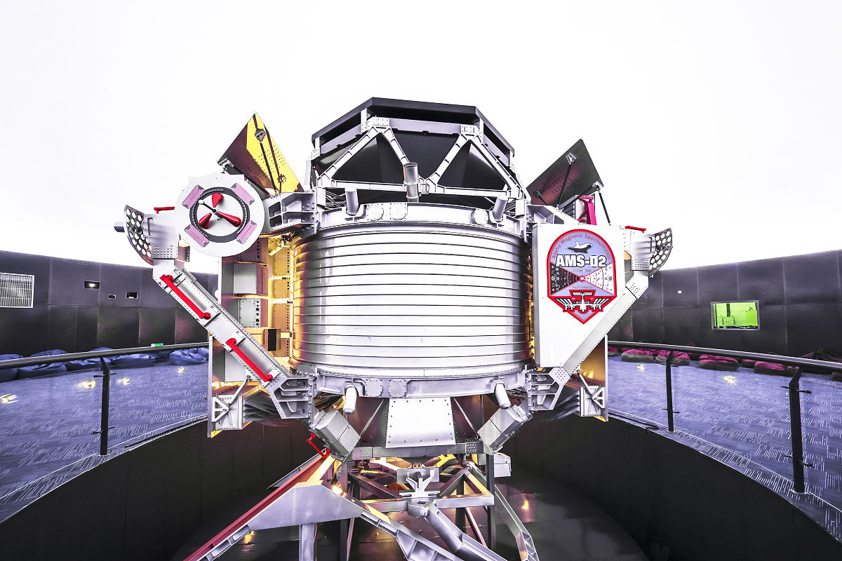 宇宙线能谱研究：揭示宇宙奥秘的关键