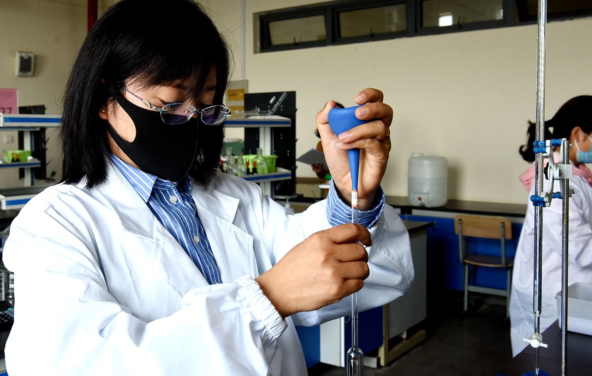 宁波技师学院2023年招生办电话是多少-好不好