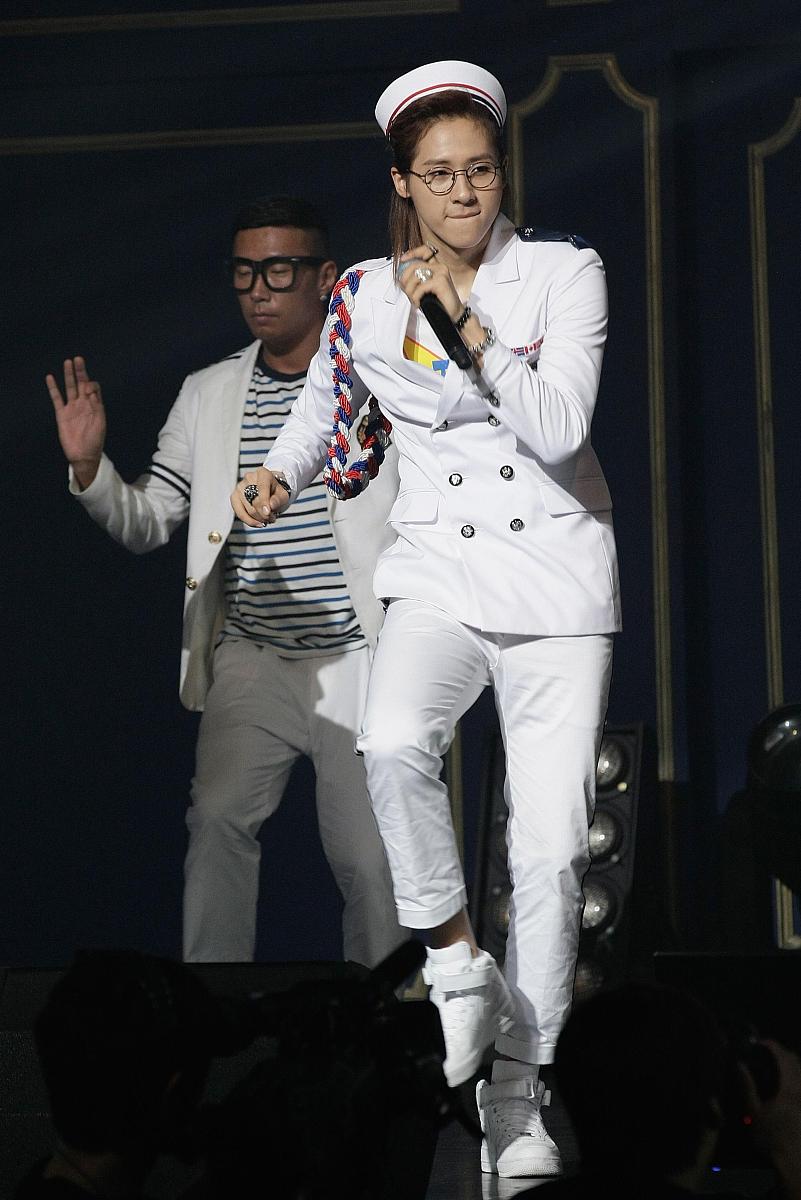 偶像天团养成记 - 重磅更新！全新偶像、演唱会场景、剧情等你体验！