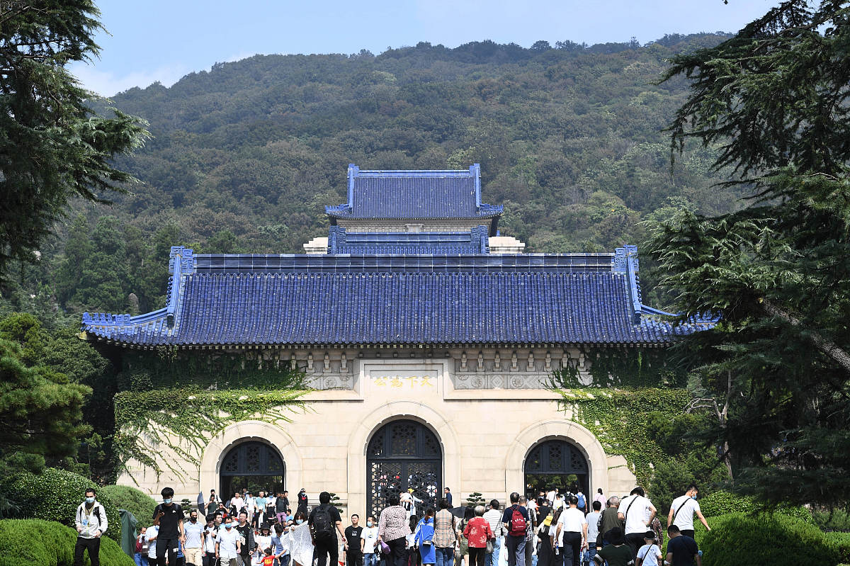 南京4天3夜旅行攻略：从T1航站楼到奥体中心演唱会