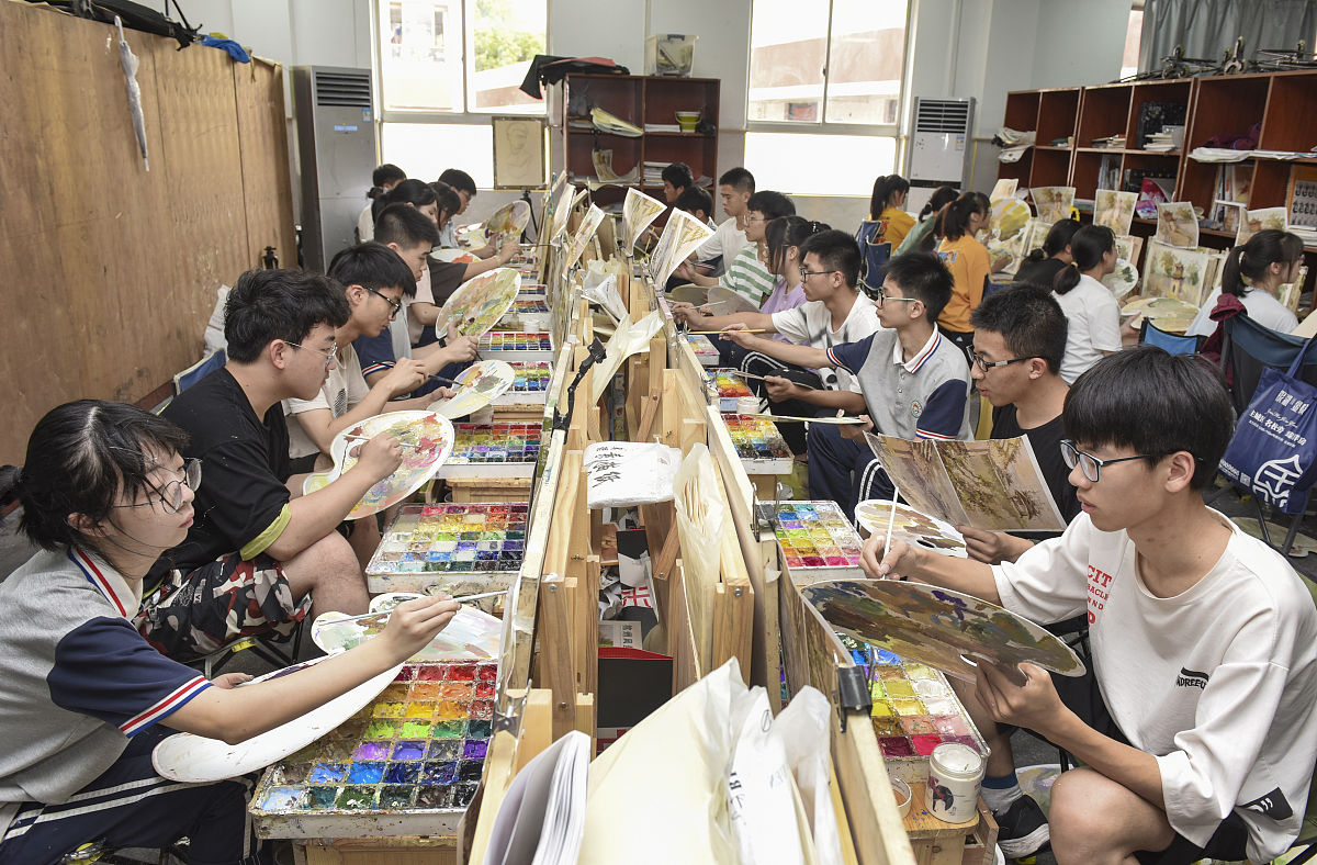 务川中职美术专业：培养未来艺术人才的摇篮