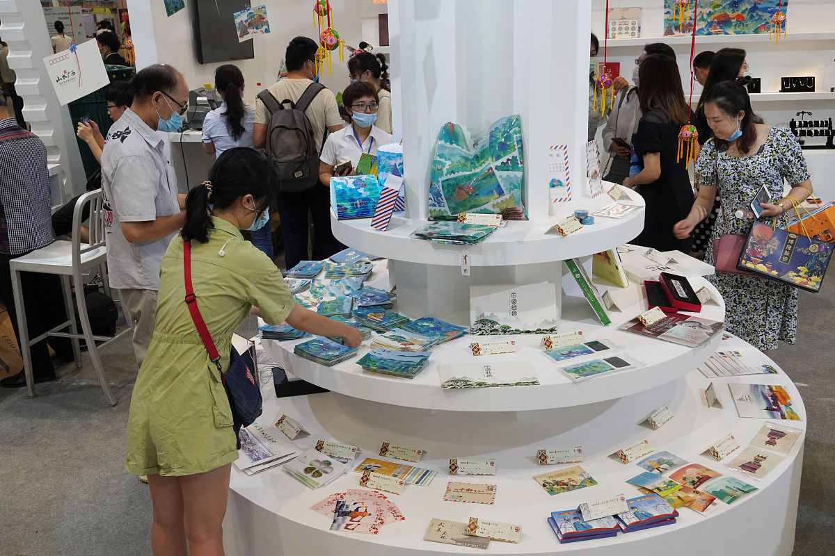 成都纺织高等专科学校2019+包装与陈列设计专业招生