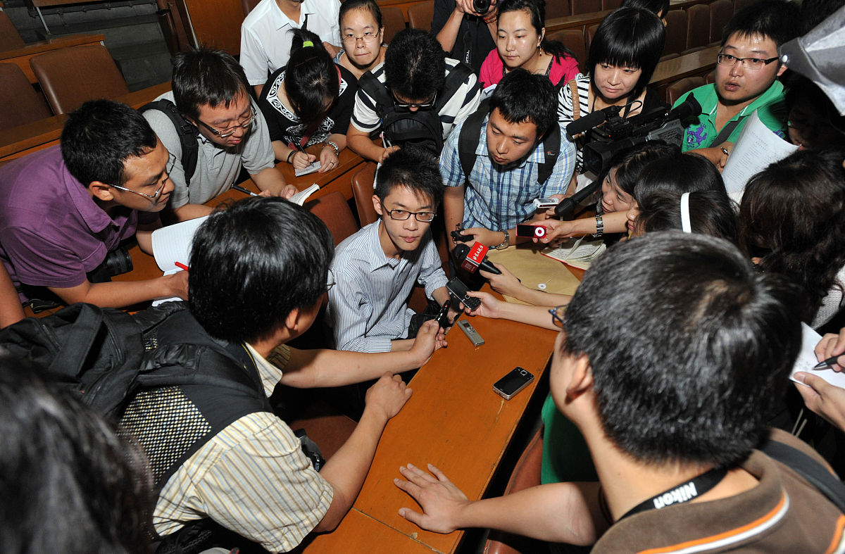 此次与省女子监狱开展读书分享活动主题鲜明形式创新。请就此写一篇通讯报道