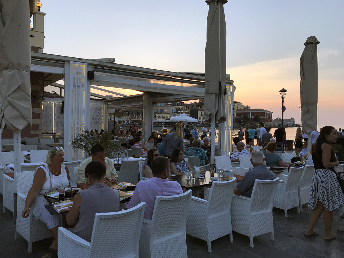 Im flying to Fort Lauderdale for business Just 1 night in Dania Beach I love that area