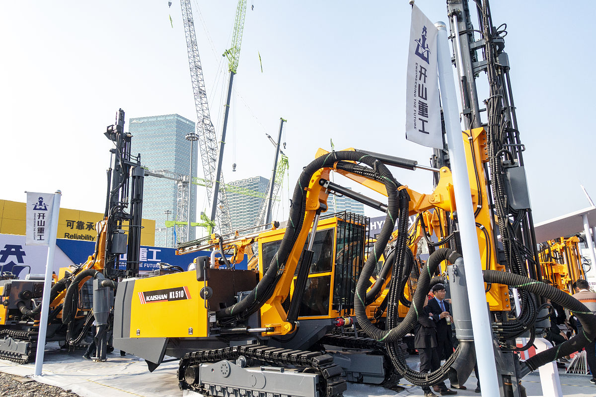 龙工855D标臂停产了吗？2012年后型号去向