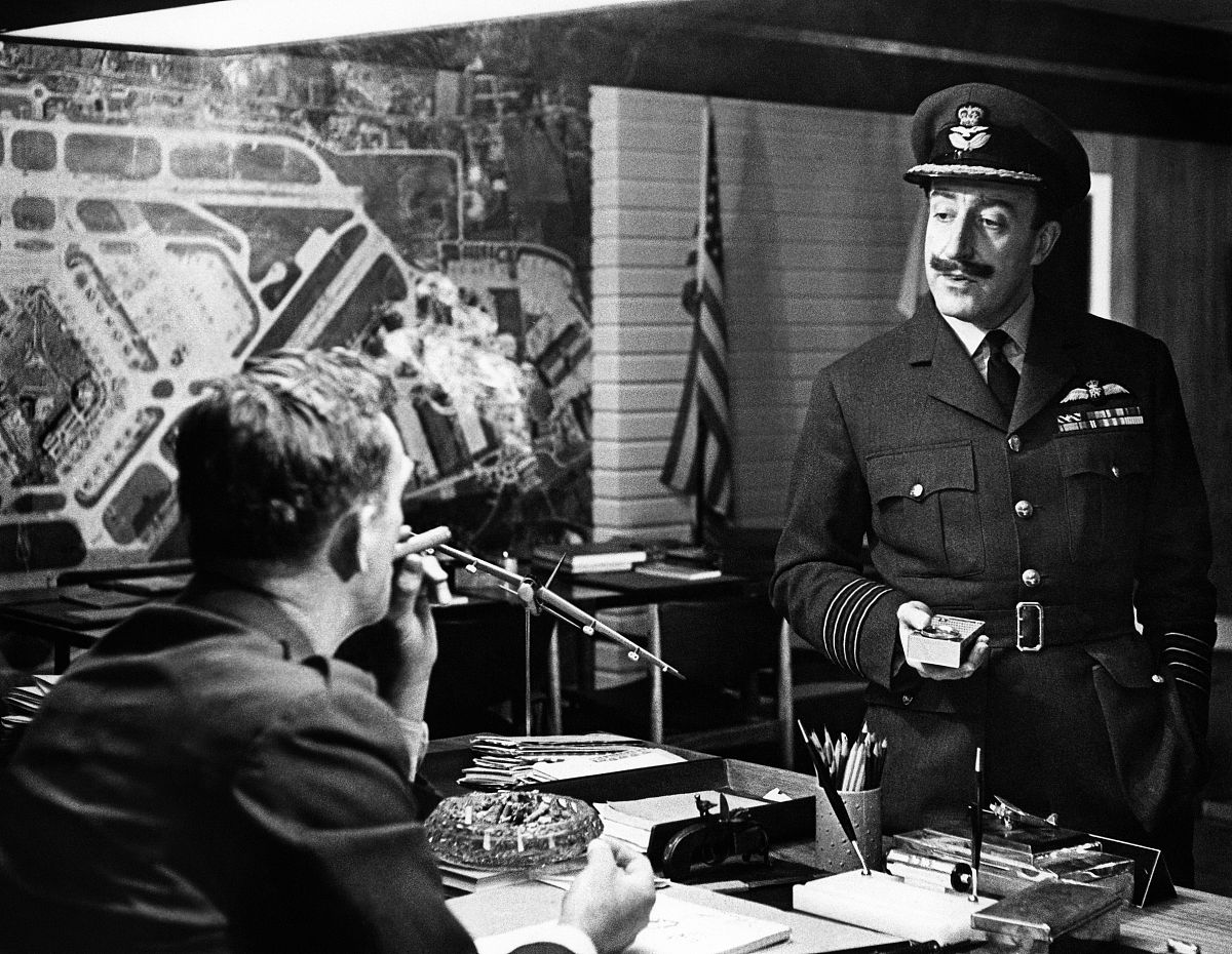 《至暗时刻》电影从中学到了哪些