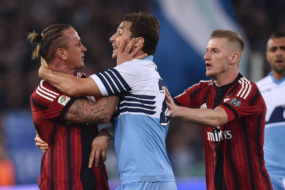 extern void TianJiInt_PrSetstruct ST_PRCTRL Prfloat fkrfloat fwfloat fCtrlFreq;extern float TianJiInt_PrLoopstruct ST_PRCTRL Prfloat fInput;理解以下代码并用中文将注释写在每一行的后面