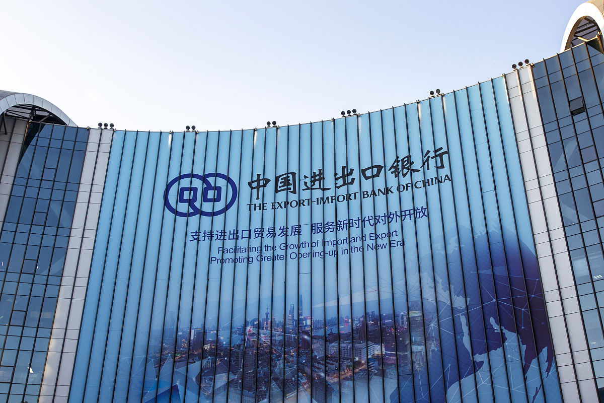 上海市商业会计学校国际商务专业含外贸报关助理方向专业介绍