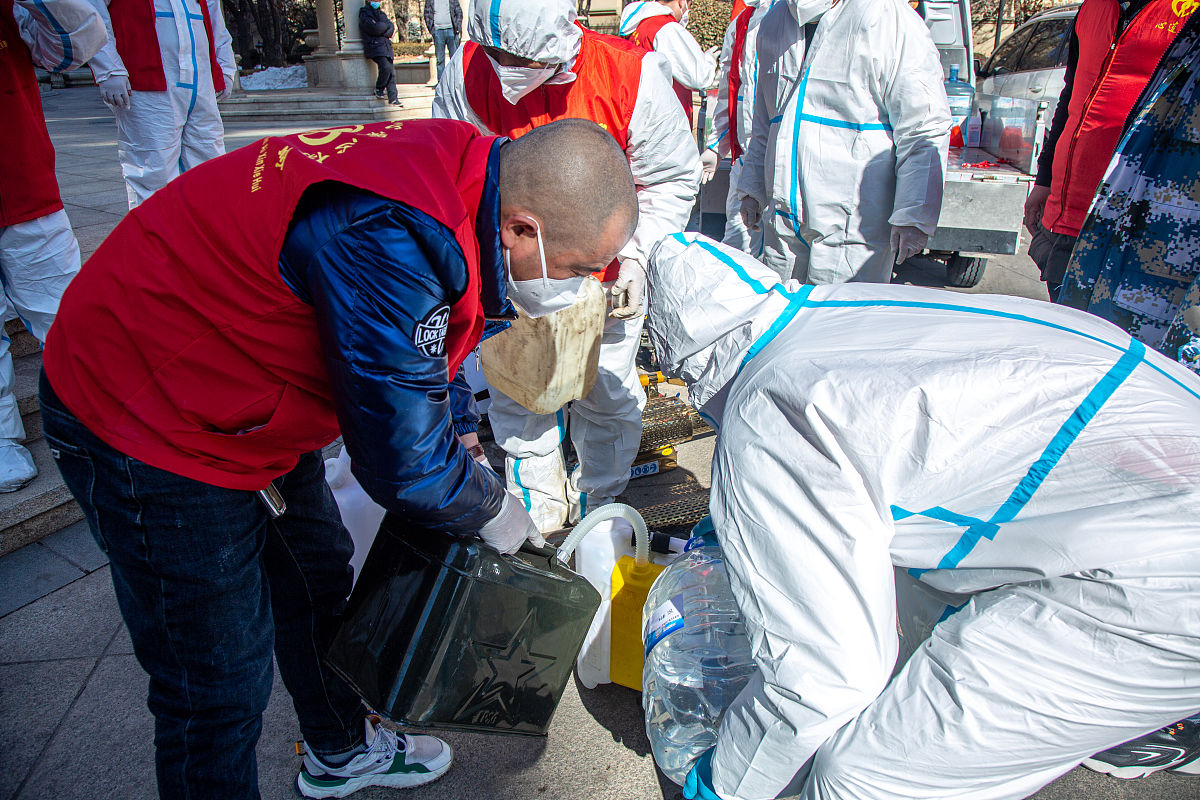 四年级中队长竞选演讲稿：我，XXX，愿意为班级贡献力量