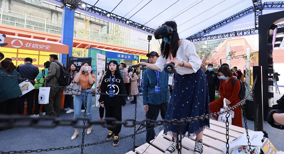 成都职业学校幼师教育安全问题：如何保障孩子安全？