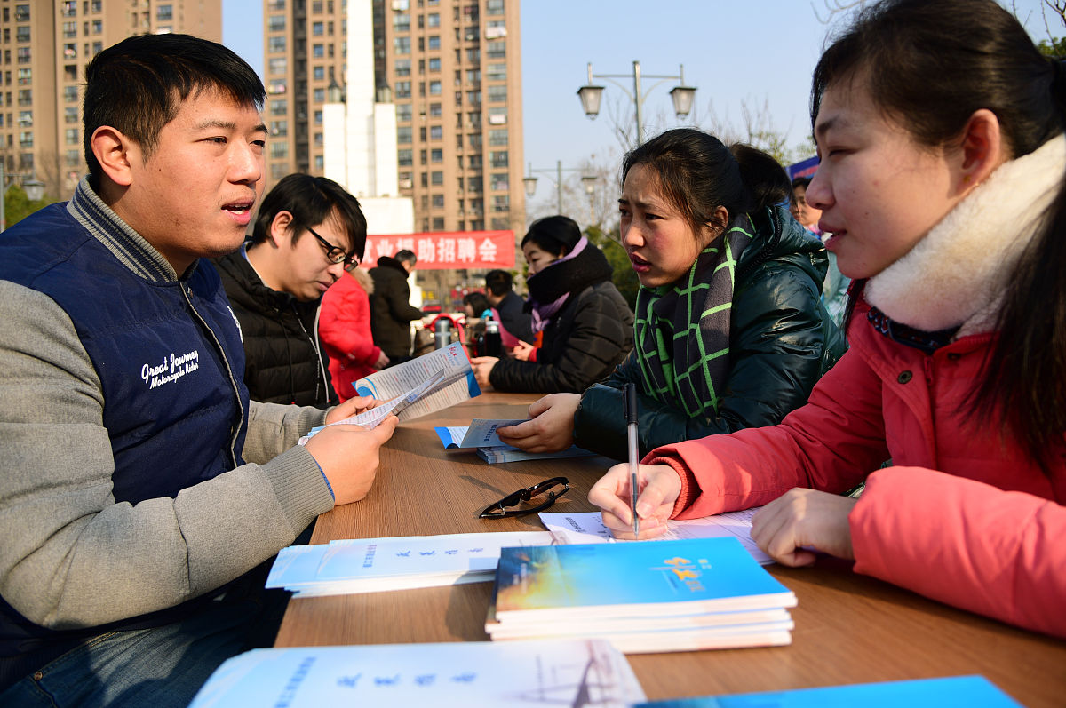 问卷调查前的现场预调研：提高效率和准确性的关键步骤