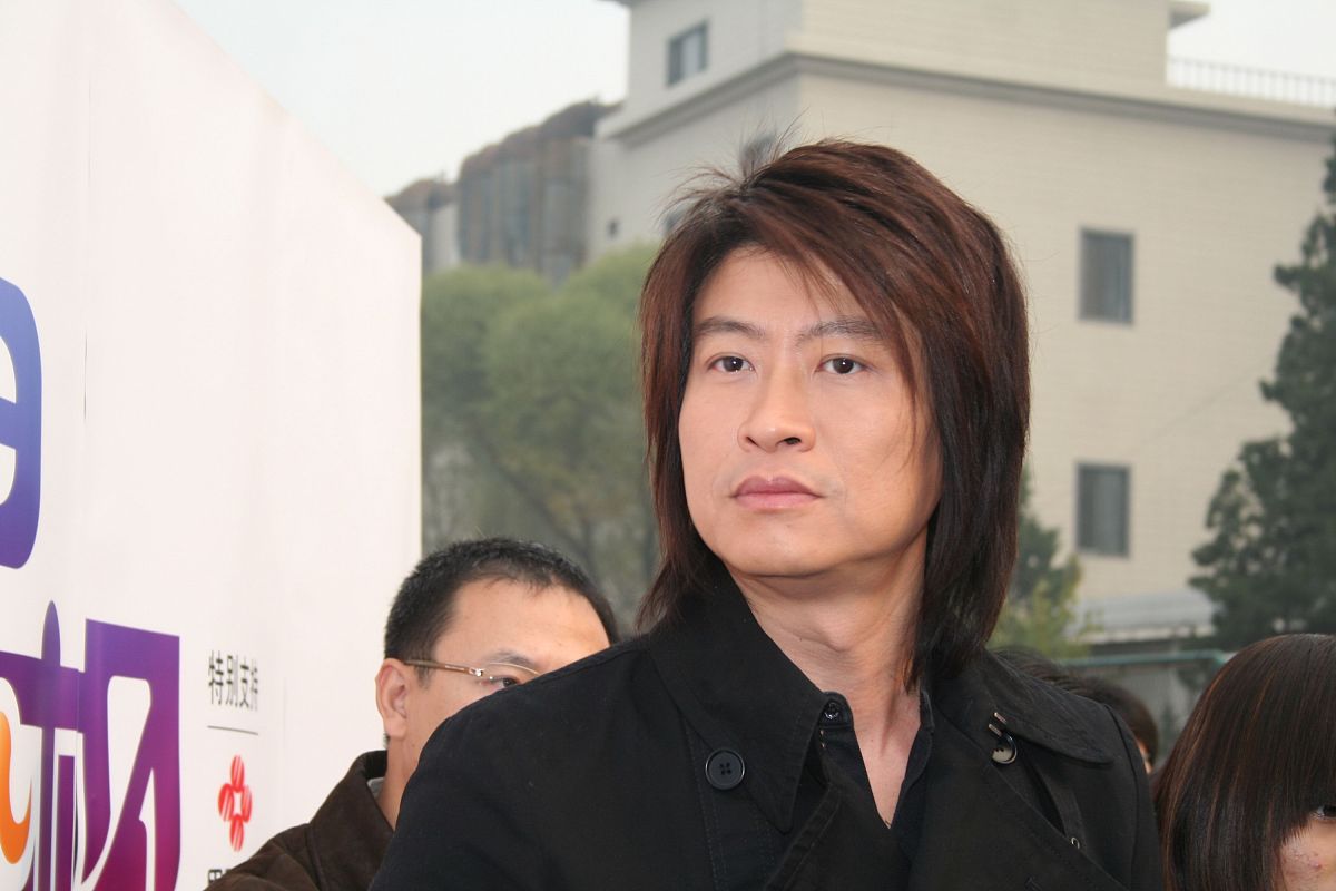 六盘水市广播电视大学招生办电话多少