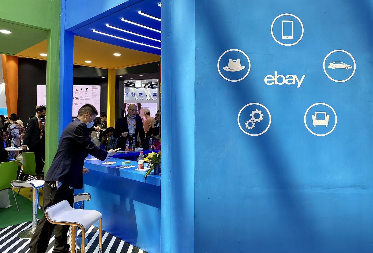 以基于STEAM理念的小学课后服务科技教育活动的实践探索为题写一篇项目研究报告4000字