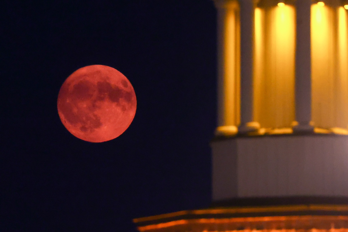 浙江中秋赏月指南：超级月亮+天气预报，圆满团圆夜！🌕