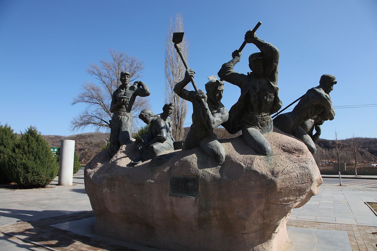 能弹南泥湾相当于几级水平帮我用200字详细描述