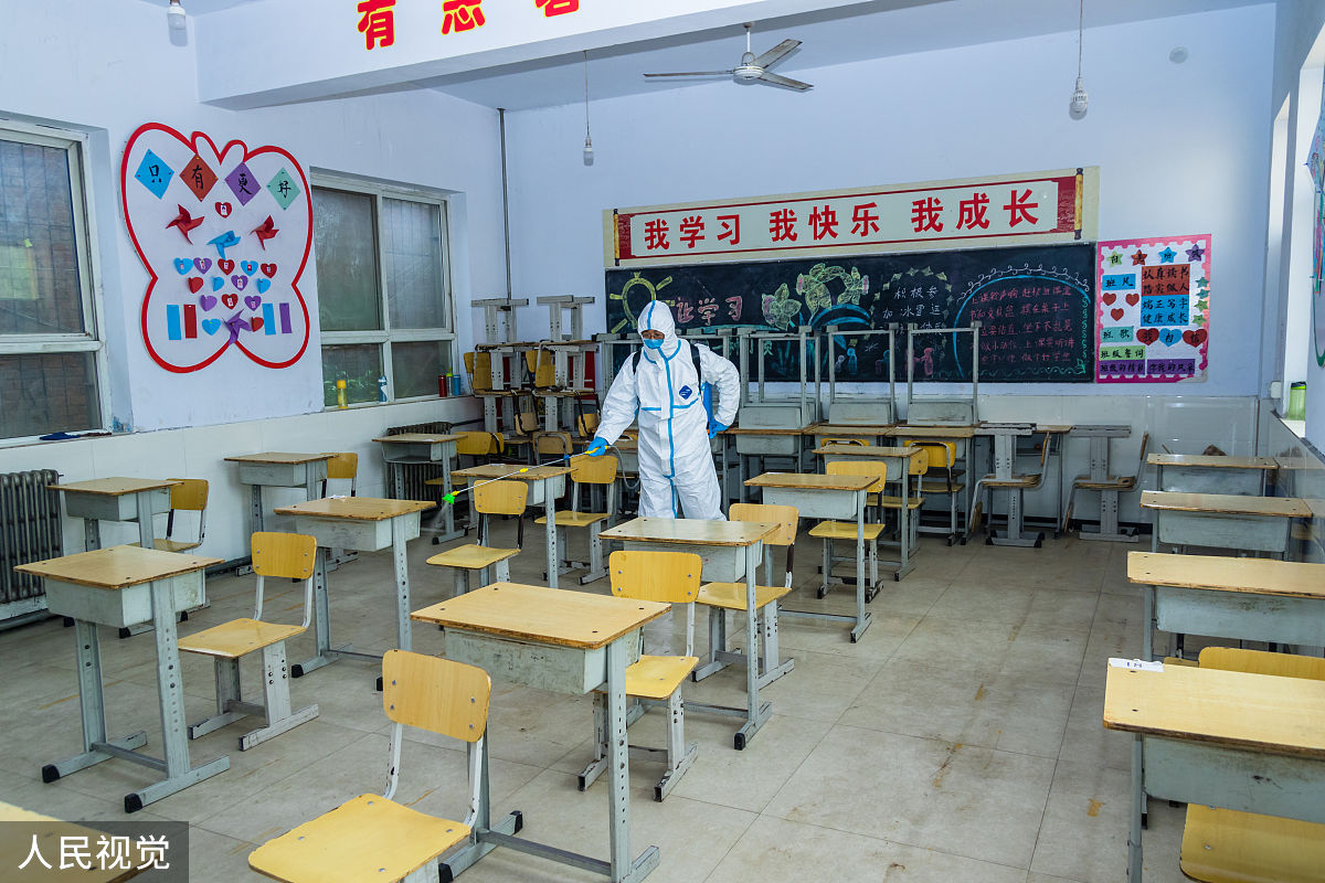 重庆长寿卫生学校宿舍条件、食堂环境怎么样