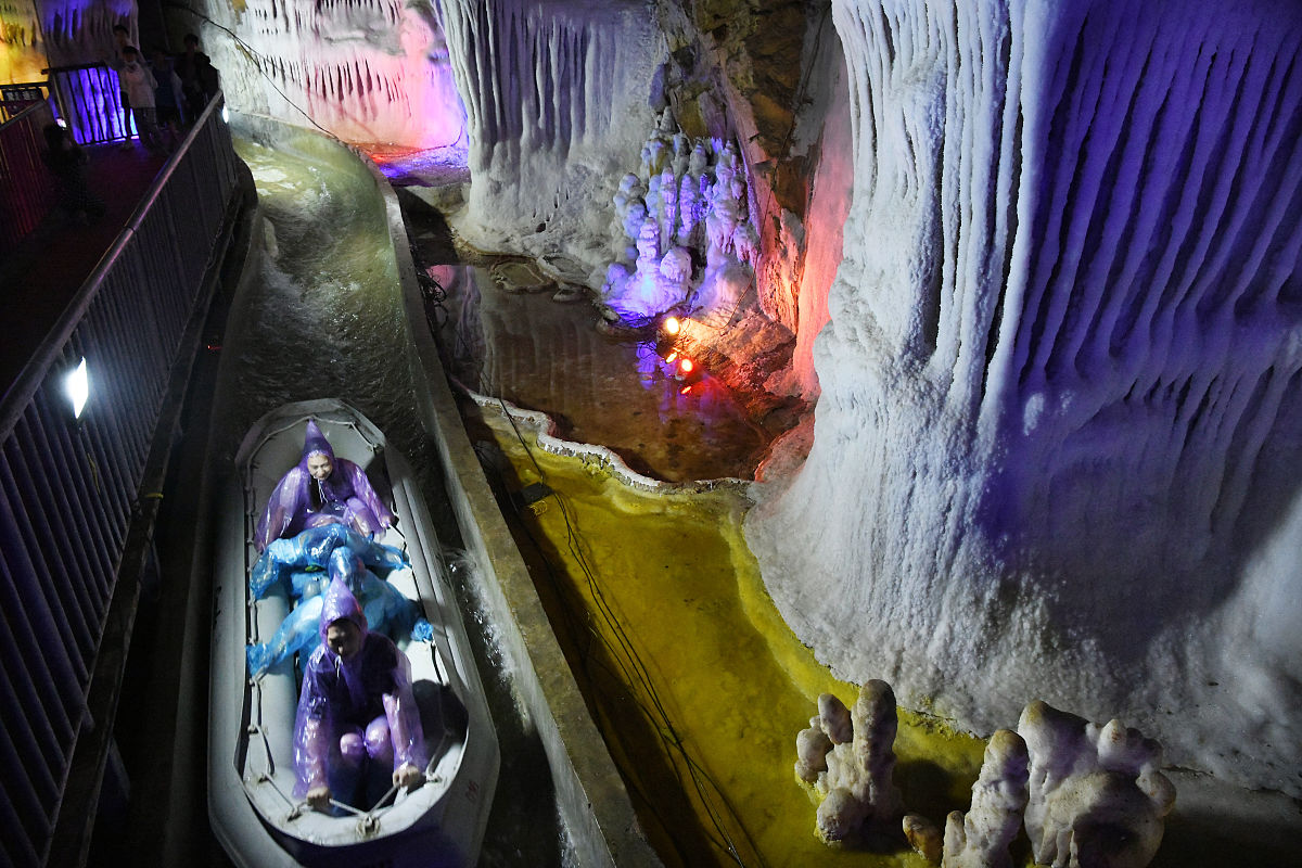 帮我写个作业题目是《我的小气群主不愿意给我金币》500字