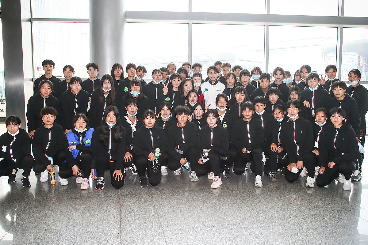 成都机电工程学校2019-东方航空公司人才定制班