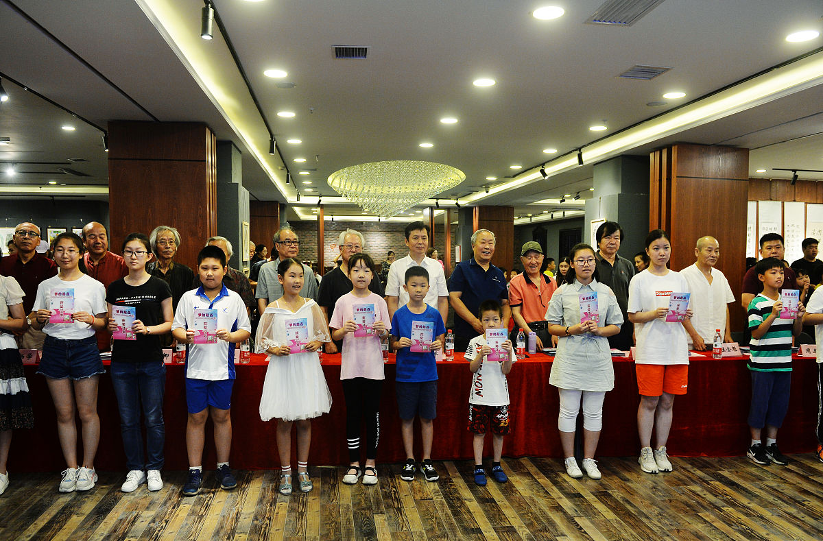 四川针灸学校2014年度学生表彰大会隆重举行 - 优秀学子风采展