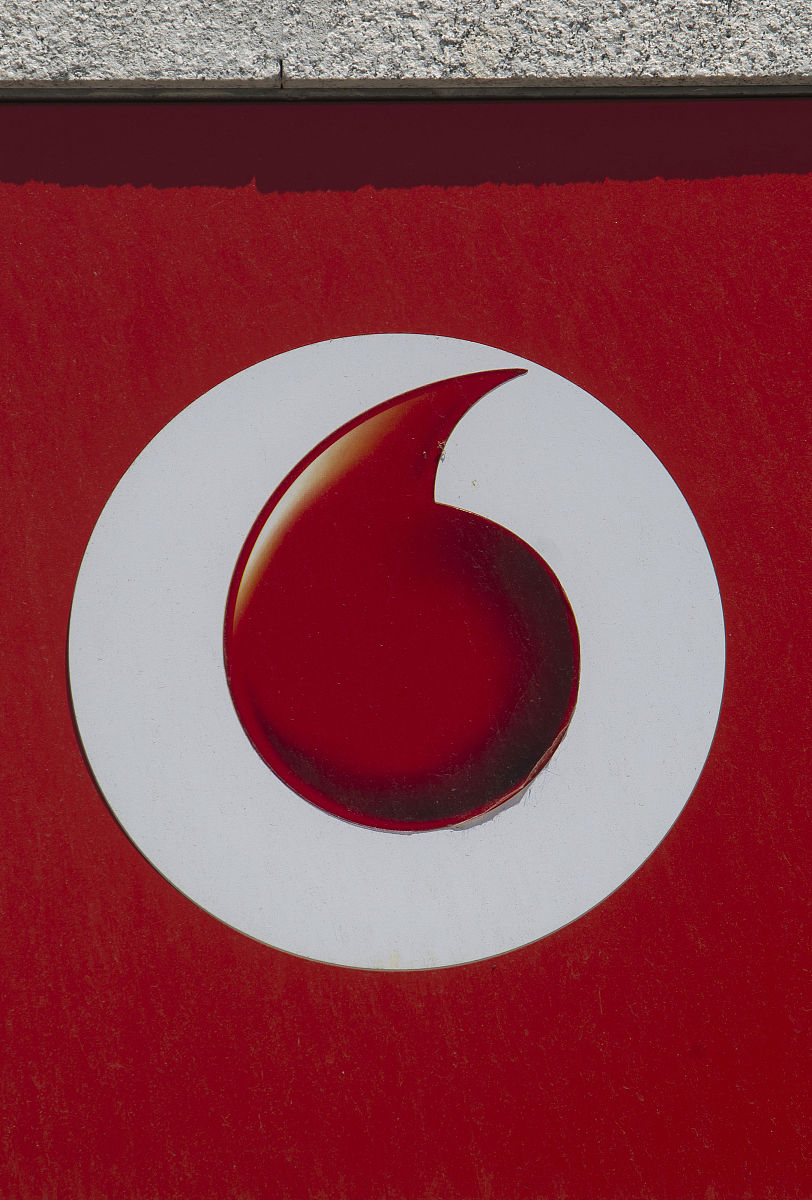 当地时间2012年5月22日,西班牙马德里,沃达丰(vodafone)标识.沃达丰公