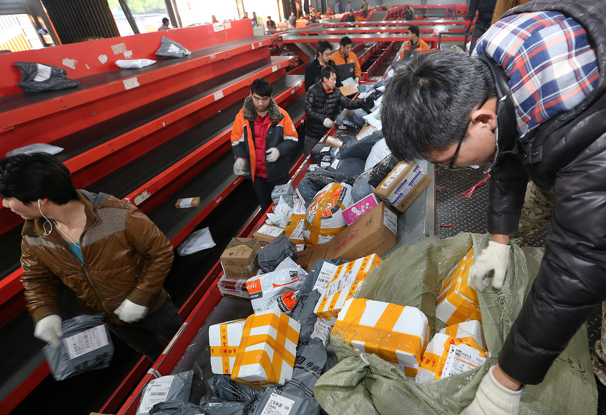 物流装卸工工资：月薪多少？