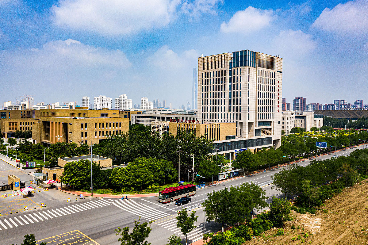 在天津那里学习航空相关专业比较好？