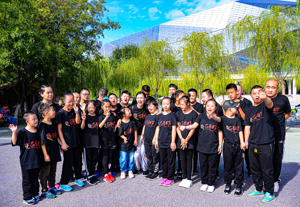 学生会团建创意：图书馆撕名牌活动策划案