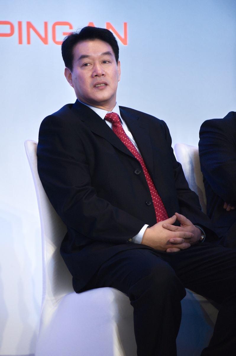 集团有限公司里的副总经理是什么角色