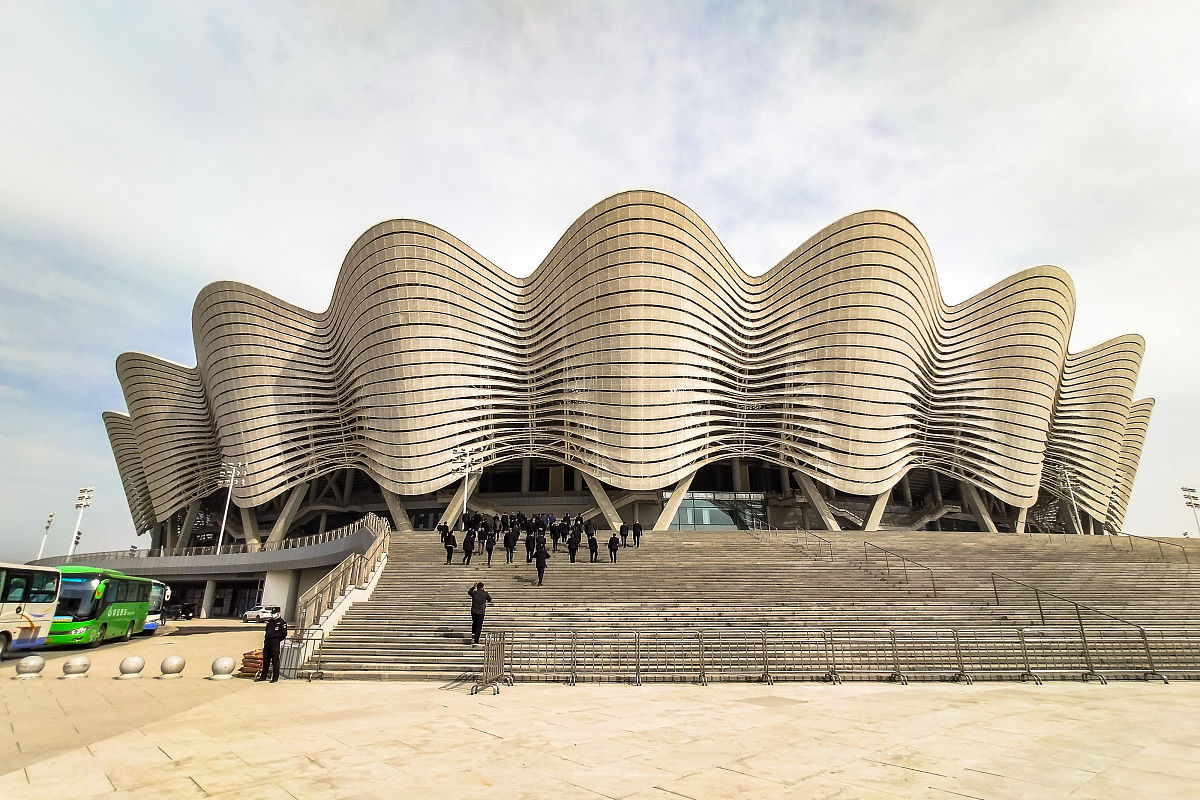 西安铁道职业学校是中专吗？是省重点吗？