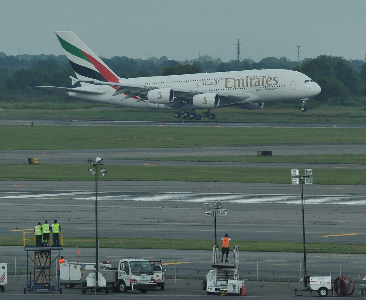 景洪航空职业高级中学官网多少