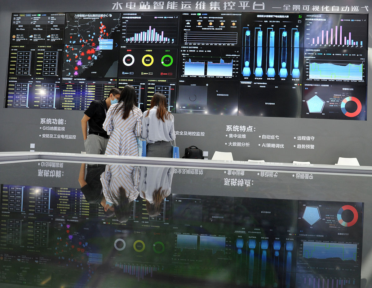 帮我梳理一些IT项目运维人员操作规范具体到动作类要有明确的禁止和必须字样