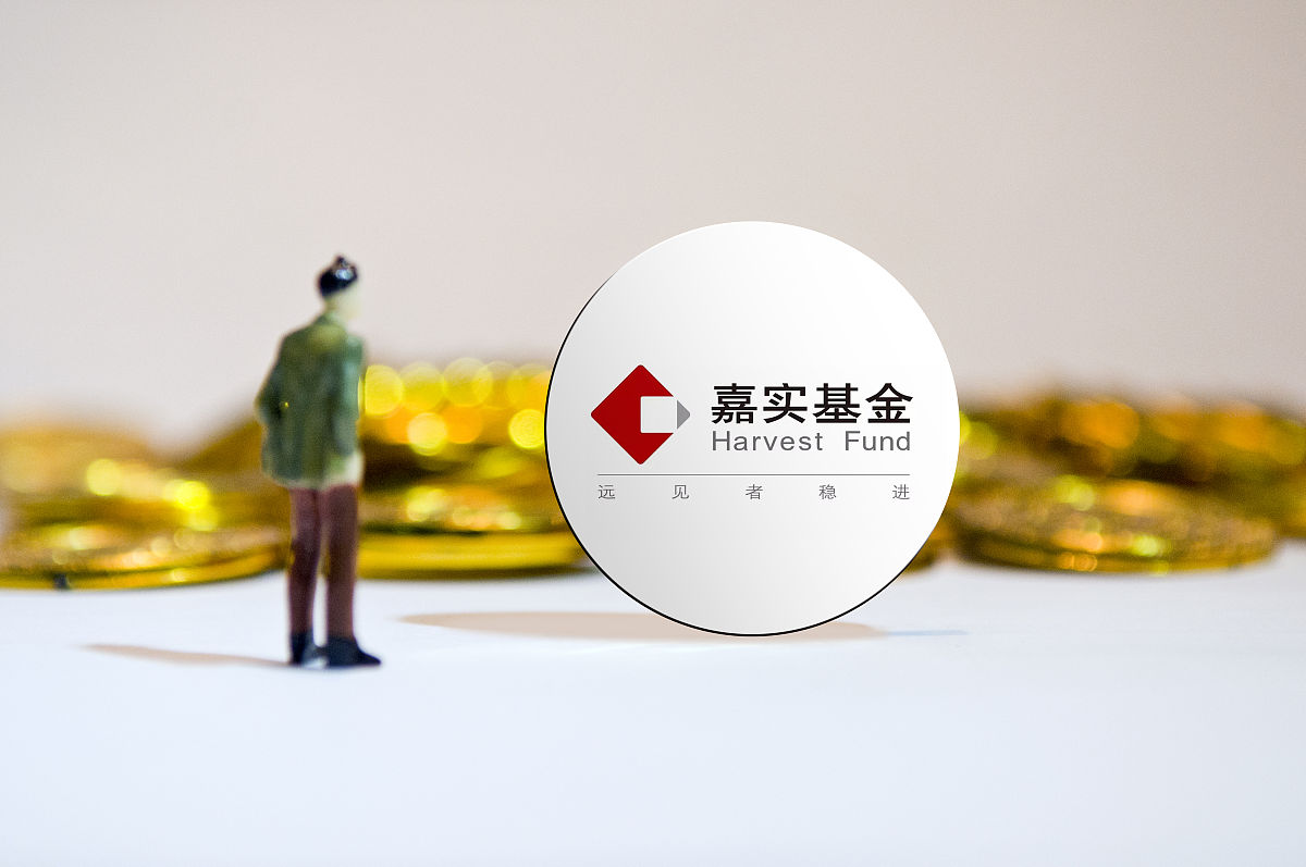 在以下哪种情况下企业不会因而确认金融工具？A 企业已确定承诺购买金融工具。B 企业已通过合同约定订立初始公允价值为零的远期合同。C 企业已成为金融工具合同条款的一方。D 企业已提出购买金融资产的非合同要约。