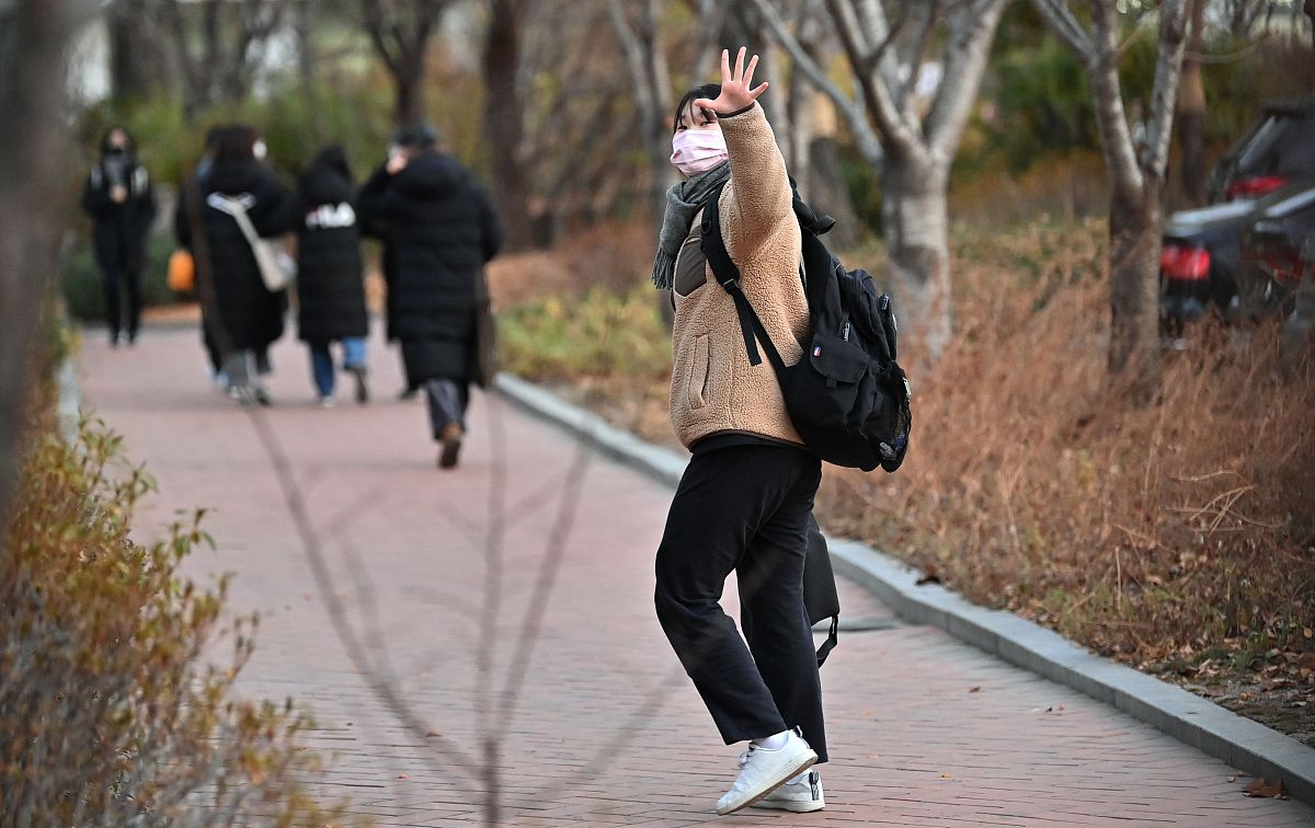 当地时间2020年12月3日,韩国首尔,受新冠疫情影响,原定于今年11月19日