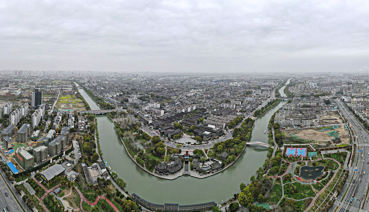2021年3月31日,江苏省扬州市古运河春色.
