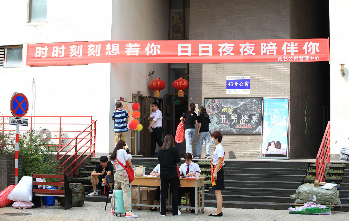 贵阳卫校护理专业前景好吗？未来就业方向及发展趋势