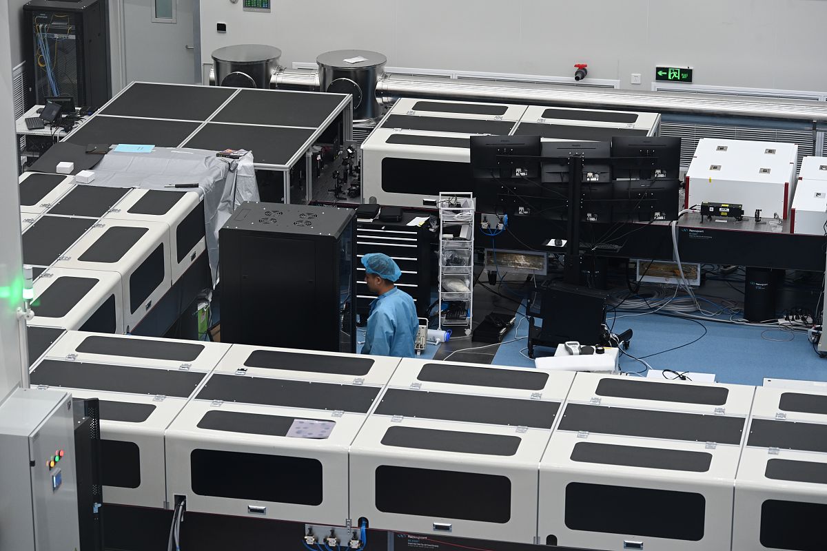 成都职业航空学院分享我国超强超短激光器实现