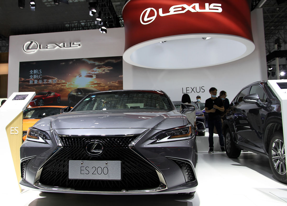 随机生成50个中文汽车品牌