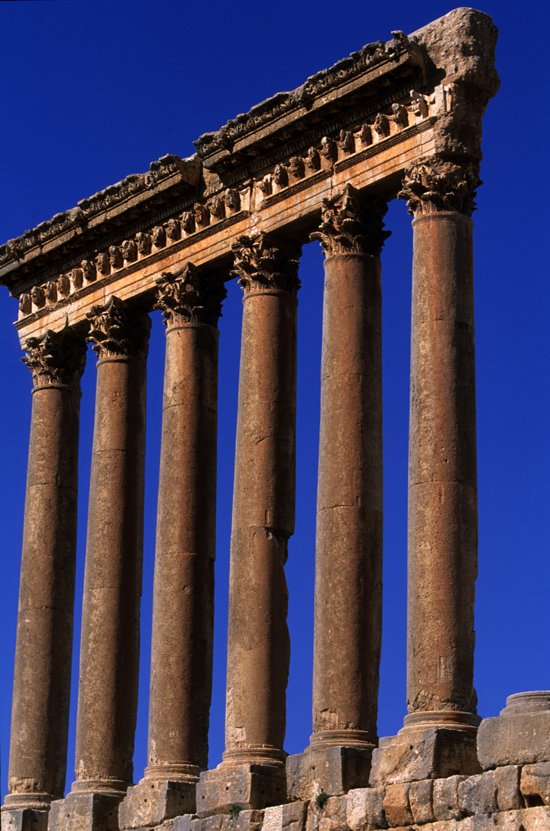 古希腊建筑艺术成就：理性之美与永恒的影响