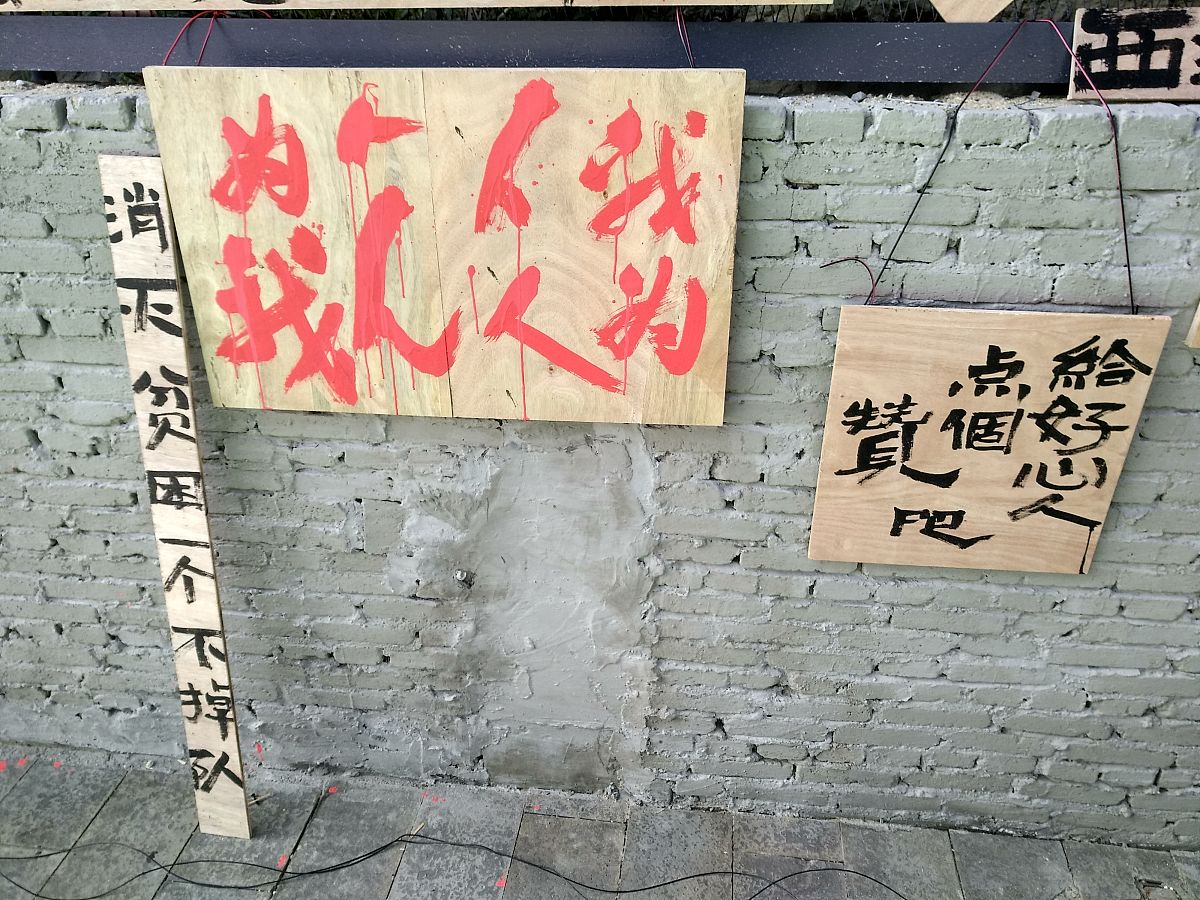 安卓手机如何打开hdr文件