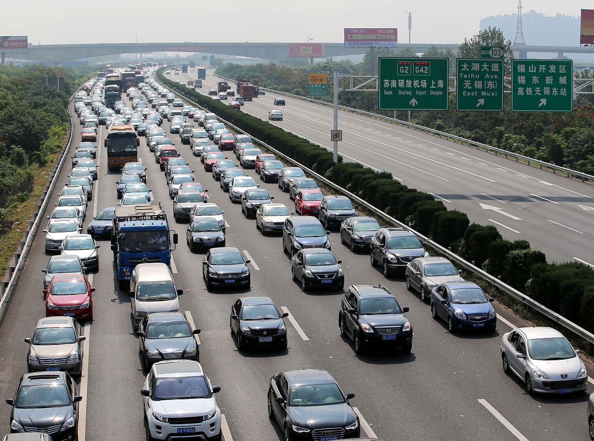 杭州高速返程高峰来临！交警发布错峰出行攻略，安全到家！